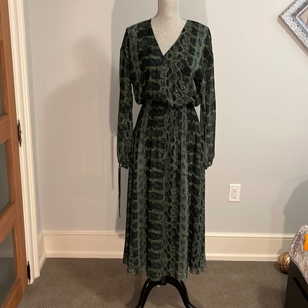 Aritzia Wilfred long printed dress